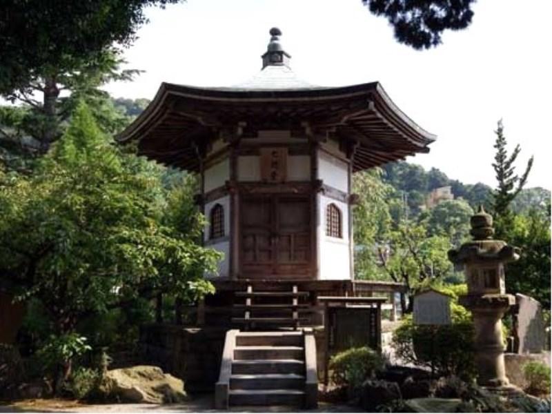 ゆがわら水の香里ホテル 湯河原町 エクステリア 写真